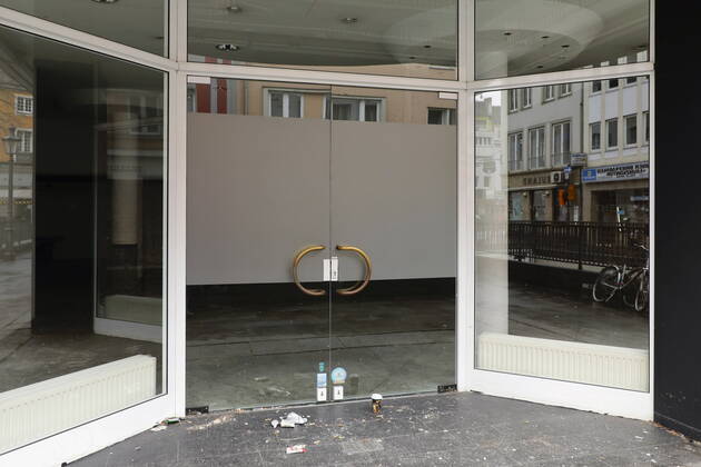 02.02.2021, Bonn, Deutschland - Corona-Krise und Lockdown. Foto: Leerstand in der Bonner Innenstadt.