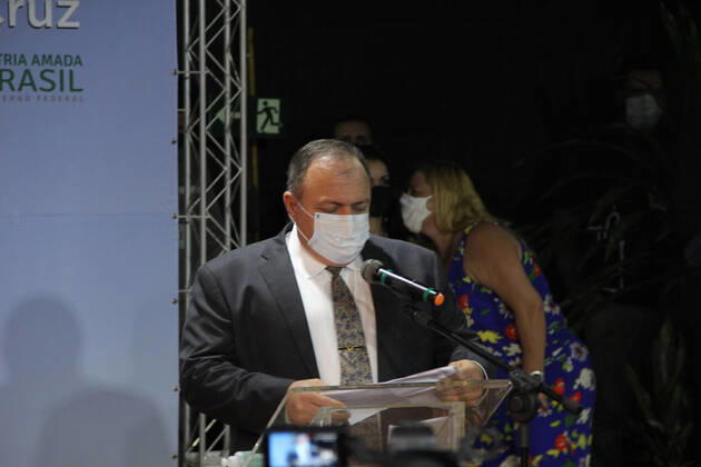 Brazilian Minister of Health at Fiocruz (INT) Brazilian Minister of Health at Fiocruz. February 5, 2021, Rio de Janeiro, Brazil: Brazilian Minister of Health, Eduardo Pazuello, is at the headquarters of Fiocruz, in Rio de Janeiro, for the launching of the bidding notice for the construction of Industrial Biotechnology in Health Complex (CIBS) of the Institute of Technology in Immunobiological of the Foundation (Bio-Manguinhos Fiocruz). The enterprise, which will be the largest center for the manufacture of biological products in Latin America and one of the most modern in the world, will be built in Santa Cruz, Rio de Janeiro. With the new complex, Bio-Manguinhos Fiocruz will have the capacity to increase in four times the production o  Copyright: xFaustoxMaiax