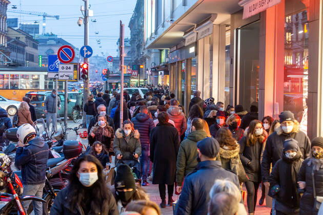 Milan, first Saturday in the yellow zone, traffic and noise in Corso Buenos Aires Editorial Usage Only  Copyright: xMassimoxAlbericox xIPAx
