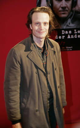 Das Leben der Anderen Copyright: IMAGO. Radke 15.03.2006 Thema: Das Leben der Anderen mit August Diehl Premiere des mit 4 Bayerischen Filmpreisen ausgezeichneten Spielfilmdebuet von Florian Hencke im Cinemaxx Coloseum in Berlin.Mit 15 Vor-Nominierungen fuer kuenstlerische Leistungen in allen Sparten des Filmschaffens gilt er als einer der gro¶en Favoriten fYr die Deutschen Filmpreise 2006. ( Keywords: BERLIN, DIGITAL, 2005, Film, Kino) Copyright: xEventpressxRadkex