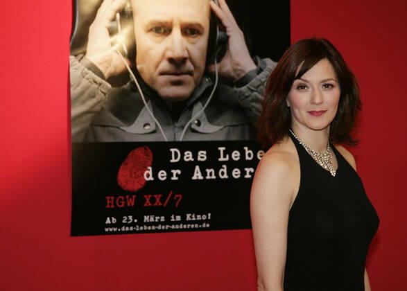 Das Leben der Anderen Copyright: IMAGO. Radke 15.03.2006 Thema: Das Leben der Anderen mit Martina Gedeck Premiere des mit 4 Bayerischen Filmpreisen ausgezeichneten Spielfilmdebuet von Florian Hencke im Cinemaxx Coloseum in Berlin.Mit 15 Vor-Nominierungen fuer kuenstlerische Leistungen in allen Sparten des Filmschaffens gilt er als einer der gro¶en Favoriten fYr die Deutschen Filmpreise 2006. ( Keywords: BERLIN, DIGITAL, 2005, Film, Kino) Copyright: xEventpressxRadkex