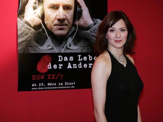 Das Leben der Anderen Copyright: IMAGO. Radke 15.03.2006 Thema: Das Leben der Anderen mit Martina Gedeck Premiere des mit 4 Bayerischen Filmpreisen ausgezeichneten Spielfilmdebuet von Florian Hencke im Cinemaxx Coloseum in Berlin.Mit 15 Vor-Nominierungen fuer kuenstlerische Leistungen in allen Sparten des Filmschaffens gilt er als einer der gro¶en Favoriten fYr die Deutschen Filmpreise 2006. ( Keywords: BERLIN, DIGITAL, 2005, Film, Kino) Copyright: xEventpressxRadkex