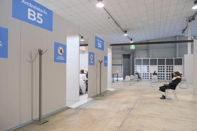 Padua - The pavilion for vaccinations against Covid19 using the Pfizer-BioNTech vaccine was set up at the Padova Fiere facility in via Rismondo. The vaccination campaign for healthcare personnel in the private sector starts today Editorial Usage Only  Copyright: xRobertoxSilvinox xIPAx