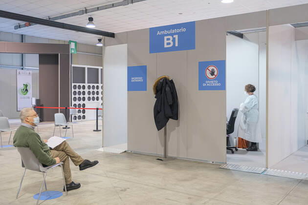 Padua - The pavilion for vaccinations against Covid19 using the Pfizer-BioNTech vaccine was set up at the Padova Fiere facility in via Rismondo. The vaccination campaign for healthcare personnel in the private sector starts today Editorial Usage Only  Copyright: xRobertoxSilvinox xIPAx