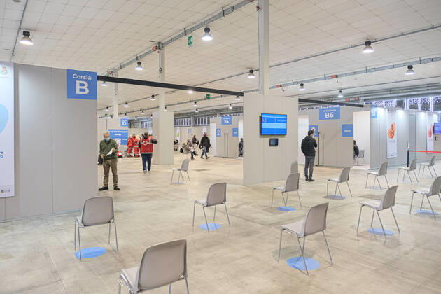 Padua - The pavilion for vaccinations against Covid19 using the Pfizer-BioNTech vaccine was set up at the Padova Fiere facility in via Rismondo. The vaccination campaign for healthcare personnel in the private sector starts today Editorial Usage Only  Copyright: xRobertoxSilvinox xIPAx