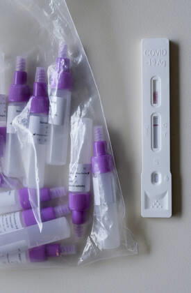 GERMANY, corona virus, fast testing GERMANY, Hamburg, fast testing for visitors in nursing home for old people