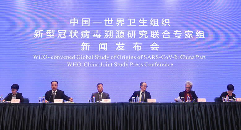 (210209) -- WUHAN, Feb. 9, 2021 -- Photo taken on Feb. 9, 2021 shows a scene of the WHO-China joint study press conference in Wuhan, central China s Hubei Province. ) CHINA-WUHAN-WHO-COVID-19-JOINT STUDY-PRESS CONFERENCE (CN) ChengxMin 
