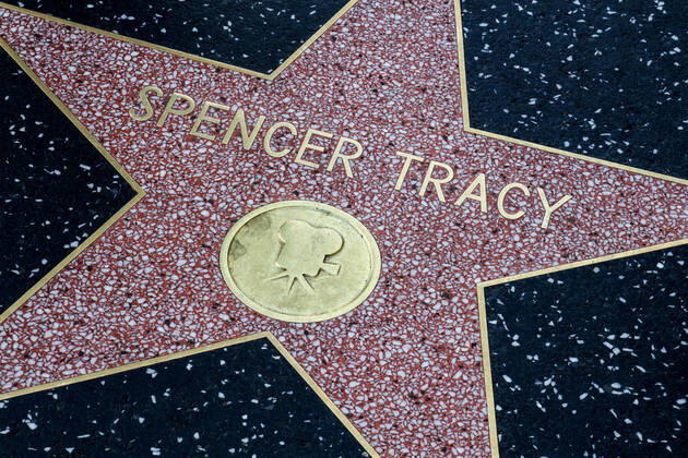 Hollywood Walk of Fame USA, United States of America, California, Los Angeles, 17.02.2020: Hollywood Boulevard, in den Gehweg sind rund 2700 Sterne eingelassen. Es werden Prominente geehrt, die eine wichtige Rolle in der amerikanischen Unterhaltungsindustrie spielten oder noch spielen. Kategorie Motion Pictures (Film). Stern für Spencer Tracy
