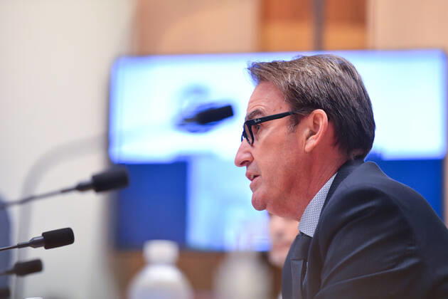 COVID19 RESPONSE INQUIRY, Secretary to the Treasury Dr Steven Kennedy appears before the Select Committee On Covid-19 at Parliament House in Canberra, Thursday, February 11, 2021. ( NO ARCHIVING, EDITORIAL USE ONLY, NO USE IN BOOKS WITHOUT CONSENT CANBERRA ACT AUSTRALIA  Copyright: xMICKxTSIKASx 20210211001519757161