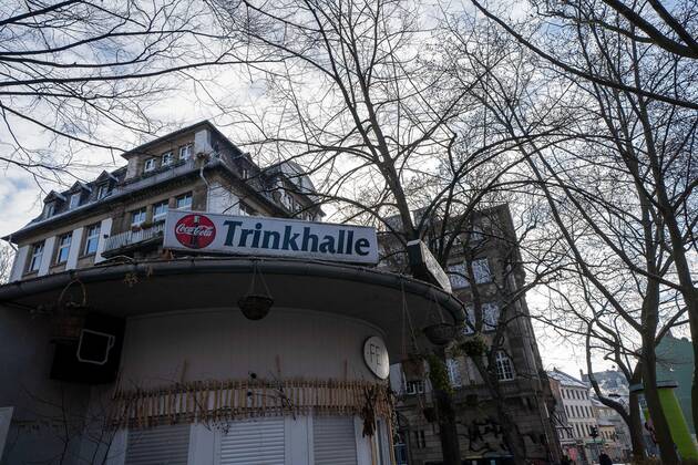 News Bilder des Tages Deutschland - Hessen - Frankfurt - 11.02.2021 Impressionen aus Frankfurt Lockdown Verlängerung geschlossene Trinkhalle Impressionen aus Frankfurt