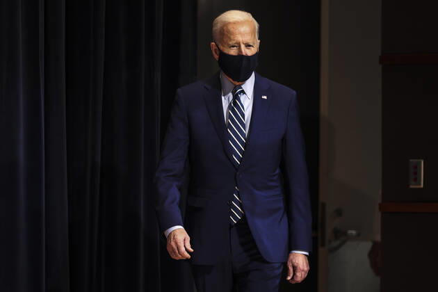 February 11, 2021, Bethesda, District of Columbia, USA: President Joe Biden arrives to talks to staff at the National Institutes of Health on Thursday, February 11, 2021 in Bethesda, Maryland Bethesda USA - ZUMAs152 20210211_zaa_s152_261 Copyright: xOliverxContrerasx