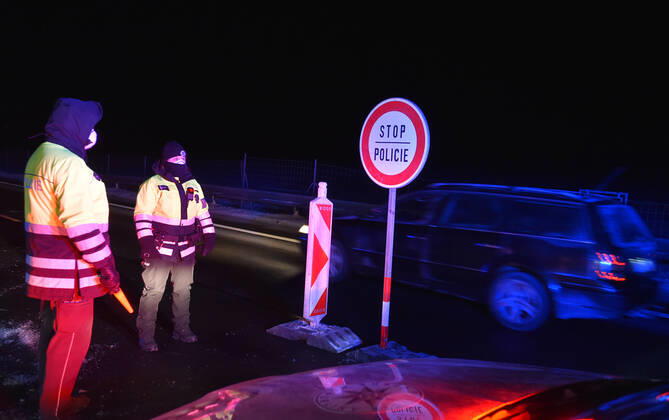 As of midnight, the Czech government restricted movement from these districts Cheb and Sokolov and to them because of the fast spread of the COVID-19 infection, Pictured police control on the D6 highway near Kynsperk nad Ohri, Czech Republic, February 12, 2021. (CTKxPhoto SlavomirxKubes) CTKPhotoP202102120032001  KBS_0016