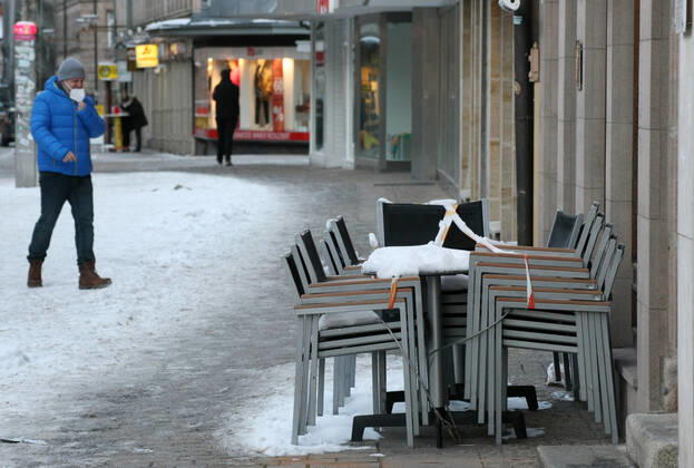 Pub Bar Cafe Geschlossen during the Hard Lockdown of the Covid 19 Coronavirus Pandemie in Furth , Bayern , Deutschland . February 12, 2021.