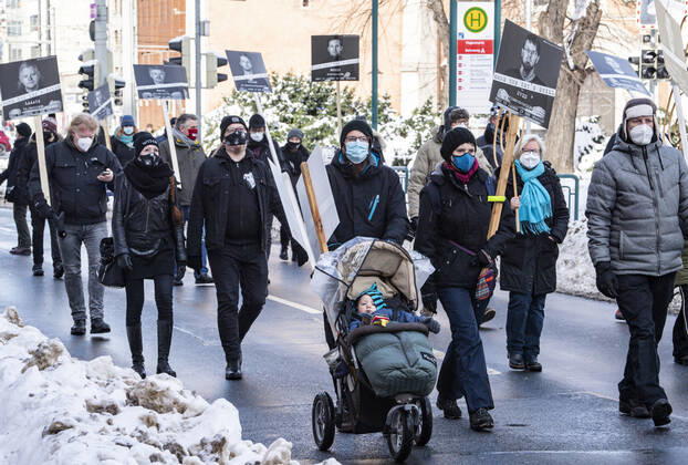 Braunschweig Kulturzug - Demonstration - mit Abstand und Maske!, Demonstration, Braunschweig, 14.02.2021 Teilnehmer bei der Demonstration Kulturzug - Demonstration - mit Abstand und Maske! Copyright: xDanielxReinelt xEibner-Pressefotox EP_drt