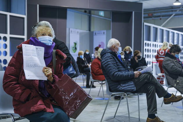 Padua - First vaccinations against Covid19 with the Pfizer-BioNTech vaccine for the elderly over 80 at the Padua Fair in via Tommaseo Editorial Usage Only  Copyright: xRobertoxSilvinox xIPAx