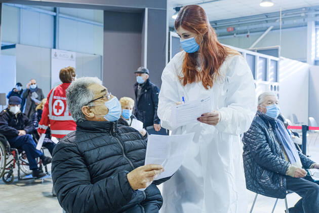 Padua - First vaccinations against Covid19 with the Pfizer-BioNTech vaccine for the elderly over 80 at the Padua Fair in via Tommaseo Editorial Usage Only  Copyright: xRobertoxSilvinox xIPAx