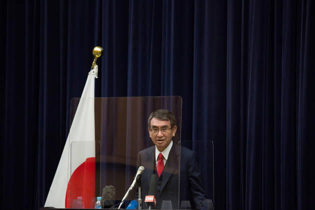 February 16, 2021, Tokyo, Japan: Administrative and regulatory reform minister Taro Kono informs the media on Covid-19 vaccination plan during a press conference. Tokyo Japan - ZUMAs197 20210216_zaa_s197_033 Copyright: xStanislavxKogikux