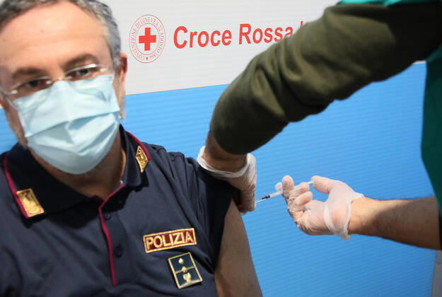 Fiumicino (Rome), Anti Covid vaccinations for law enforcement agencies under the age of 55, in the Fiumicino Mega Hub in Rome Pictured:  Copyright: xPieroxTenaglix xIPAx xPieroxTenaglix