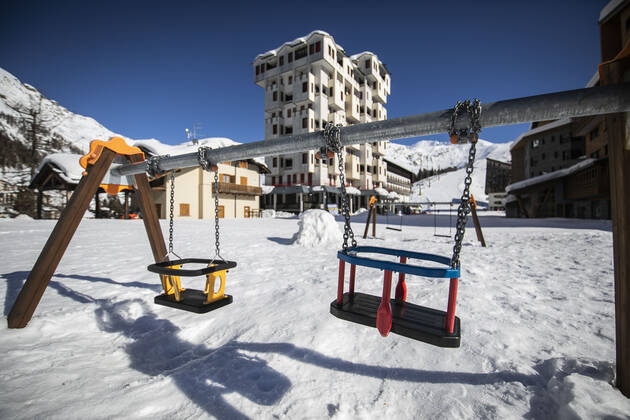 Foppolo (Bg) - the ski season does not restart in the well-known locality of the upper Brembana Valley; the government decreed the closure of the plants until 5 March. Editorial Usage Only  Copyright: xFotoxÃ‚ SergioxAgazzix xIPAx