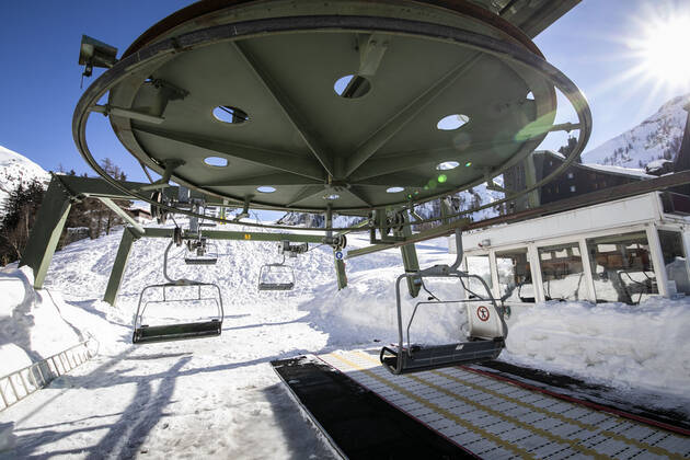 Foppolo (Bg) - the ski season does not restart in the well-known locality of the upper Brembana Valley; the government decreed the closure of the plants until 5 March. Editorial Usage Only  Copyright: xFotoxÃ‚ SergioxAgazzix xIPAx