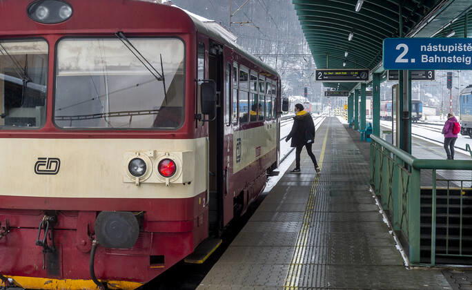 Czech national railway carrier Ceske drahy (CD) will suspend the operation of all trains between Czechia and Germany in both directions as of Sunday due to the anti-epidemic measures. Pictured train of CD in Railway station in Decin, Czech Republic, February 17, 2021. (CTKxPhoto OndrejxHajek) CTKPhotoP202102170557601  HAJ 06