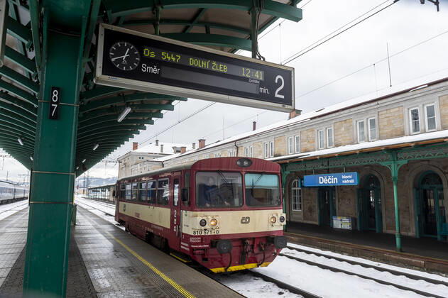 Czech national railway carrier Ceske drahy (CD) will suspend the operation of all trains between Czechia and Germany in both directions as of Sunday due to the anti-epidemic measures. Pictured train of CD in Railway station in Decin, Czech Republic, February 17, 2021. (CTKxPhoto OndrejxHajek) CTKPhotoP202102170557401  HAJ 03
