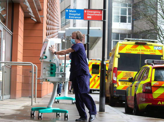 18 02 2021. London, United Kingdom. Equipment for dialysis. A steady Stream of patients arriving at the Royal London Hospital in Whitechapel. The NHS is under severe pressure with the Coronavirus pandemic, the extra winter demands and the backlog of patients on waiting lists. Royal London Hospital. Whitechapel.  Copyright: xMarkxThomasx xParsonsxMediax PAR-7081-0004