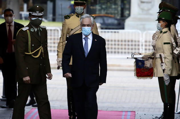 Santiago 22 February 2021 The President of the Republic Sebastian Pinera enters the Palacio de La Moneda after his vacation Javier Salvo Aton Chile, Santiago Chile Aton 490334  Copyright: JAVIERxSALVO ATONCHILE