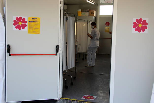 Rome, Vaccination campaign against Covid 19 for school staff in the Drive in station at the Tor Vergata Pictured Polyclinic: Copyright: xPieroxTenaglix xIPAx xPieroxTenaglix