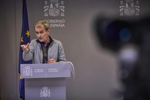 The director of the Center for Coordination of Alerts and Health Emergencies (CCAES), Fernando Simon during a conference convened before the media at the Ministry of Health to report on the evolution of the coronavirus, in Madrid, (Spain), 22 February 2021. 22 FEBRUARY 2021;HEALTH;EPIDEMIC;EVOLUTION;CORONAVIRUS;CONTAGIONS;DEATHS LagenciaEP PRESS J. Hellin. POOL 02 22 2021 Madrid Madrid Spain Copyright: xLagenciaEPxPRESS J.xHellin.xPOOLx 3575993