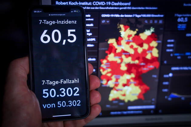 Coronavirus in Deutschland - Covid-19-Dashboard des Robert Koch-Institut 23.02.2021: Robert Koch-Institut: 7-Tage-Inzidenz 60,5. 7-Tage-Fallzahl 50.302.