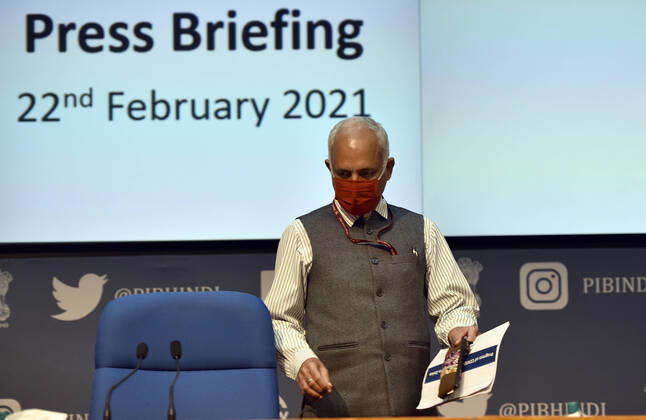 NEW DELHI, INDIA - FEBRUARY 22: Dr Manohar Agnani, Additional Secretary, Ministry of Health and Family Welfare, brieed media at National Media Centre, on February 22, 2021 in New Delhi, India. (Photo by Sanjeev Verma Hindustan Times) Health Ministry Press Conference On Covid 19 Vaccination Drive