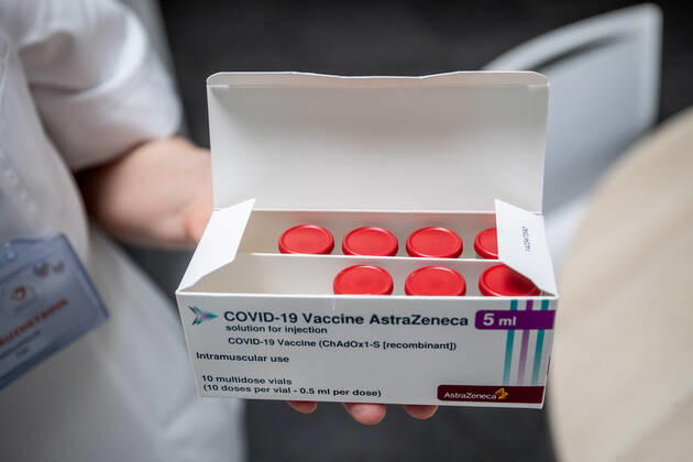 Coronavirus in Estland, Lehrkräfte werden geimpft 22.02.2021. Tallinn. petajate vaktsineerimine Mustamäe tervisekeskuses. Covid-19. Astra Zeneca vaktsiin. Coronavirus vaccination of teachers in Mustamäe Health Center. Covid-19. Astra Zeneca vaccine. Foto Sander Ilvest, Postimees Tallinn Harjumaa Estonia 1SI22FEB21B7 Copyright: xSanderxIlvestx