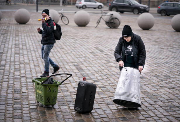Demonstration mod epidemiloven paa Christiansborg Slotsplads i Koebenhavn tirsdag den 23. februar 2021.. , Copenhagen Denmark
