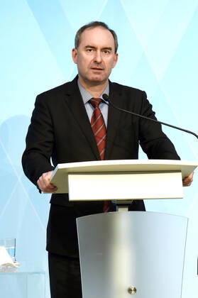 Hubert Aiwanger bei der Pressekonferenz zu den aktuellen Beratungen zur Corona-Pandemie im Prinz-Carl-Palais. München, 23.02.2021