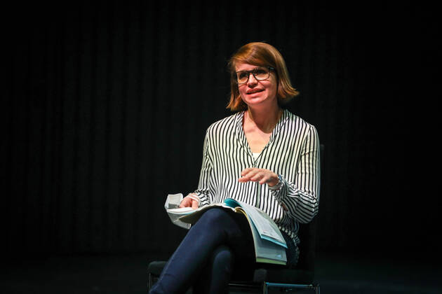DEU, Deutschland, Nordrhein-Westfalen, Münster, 23.02.2021: Theater Münster, Pressetermin, Vorstellung des Spielplans für die kommenden Saison 2021 22. Susanne Ablaß, Operndirektorin