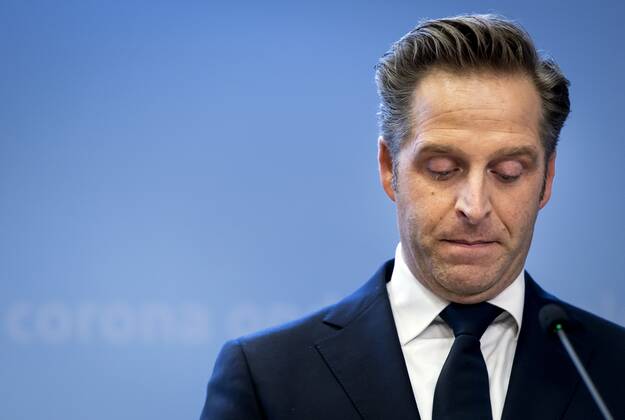 DEN HAAG - Minister Hugo de Jonge (Volksgezondheid, Welzijn en Sport) tijdens een persconferentie over de coronamaatregelen. De avondklok wordt verlengd omdat het kabinet de maatregel nodig denkt te hebben om ruimte te cre˜ren voor andere versoepelingen. ANP SEM VAN DER WAL Copyright: xHollandsexHoogtex xxANPx x428567381x