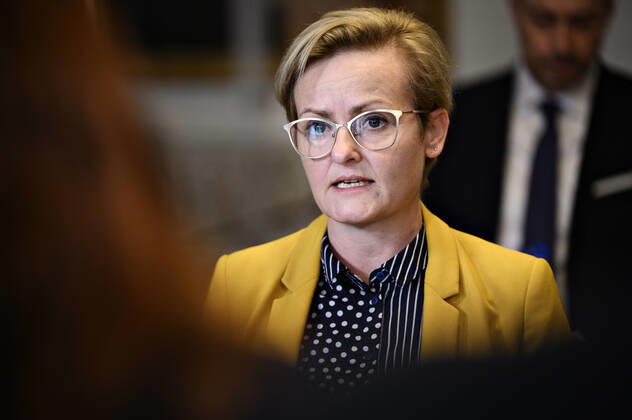Boerne- og undervisningsminister Pernille Rosenkrantz-Theil (S), da hun sammen med justitsministeren og sundhedsministeren holder doorstep om genaabning af samfundet paa Christiansborg i Koebenhavn onsdag den 24. februar 2021.. , Copenhagen Denmark Copyright: PhilipxDavali PhilipxDavalix COP104 spdk20210224-142933-L