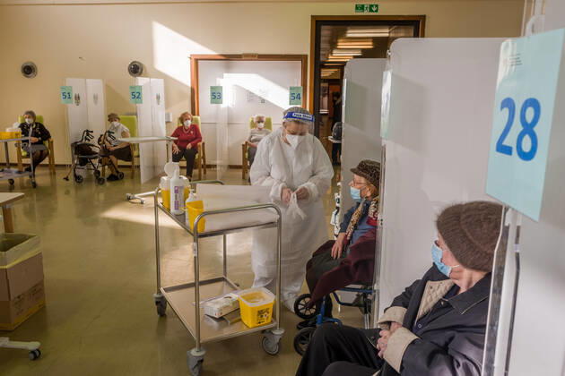 Milan. Pfizer vaccines administered at Pio Albergo Trivulzio to elderly over eighty years old I receive COVID vaccine Editorial Usage Only  Copyright: xCarloxCozzolix xIPAx