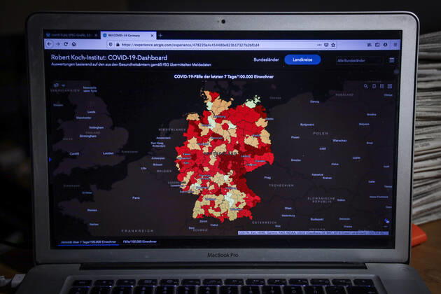 Coronavirus in Deutschland - Covid-19-Dashboard des Robert Koch-Institut 27.02.2021: Robert Koch-Institut: 7-Tage-Inzidenz 63,8. 7-Tage-Fallzahl 53.048. COVID-19-Fälle 2.424.446. Zugang um 9.762 gegenüber dem Vortag. COVID-19-Todesfälle 69.519. Zugang um 394 gegenüber dem Vortag.