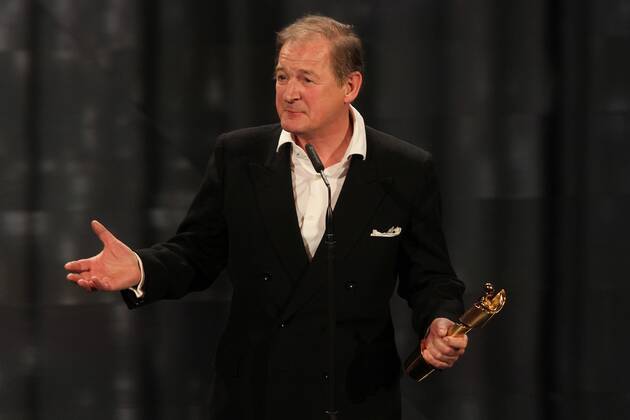 Deutscher Filmpreis 2010 Beste maennliche Hauptrolle Preistraeger Burghart Klaußner - Deutscher Filmpreis 2010 - Deutsche Filmakademie verleiht im Friedrichstadtpalast in Berlin. Copyright: Eventpress Radke Datum: 23.04.2010 Copyright: xEventpressxRadkex