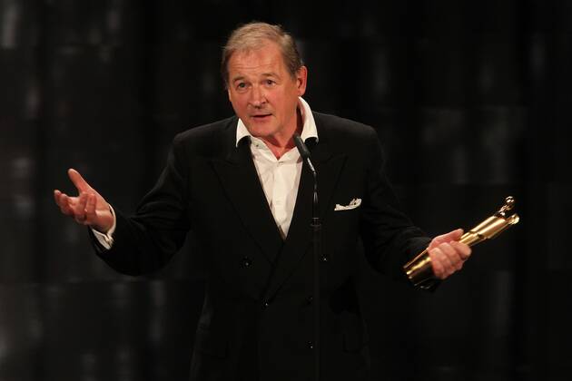 Deutscher Filmpreis 2010 Beste maennliche Hauptrolle Preistraeger Burghart Klaußner - Deutscher Filmpreis 2010 - Deutsche Filmakademie verleiht im Friedrichstadtpalast in Berlin. Copyright: Eventpress Radke Datum: 23.04.2010 Copyright: xEventpressxRadkex