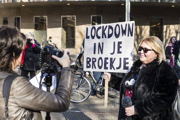 DEN HAAG - 02-03-2021, Hofplaats. Sexworkers protest against not be able to work yet. Sexwerkers protesteren omdat ze nog niet aan het werk mogen. Sexworkers protest against not be able to work  x10961410x Copyright: