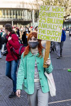 DEN HAAG - 02-03-2021, Hofplaats. Sexworkers protest against not be able to work yet. Sexwerkers protesteren omdat ze nog niet aan het werk mogen. Sexworkers protest against not be able to work  x10961493x Copyright: