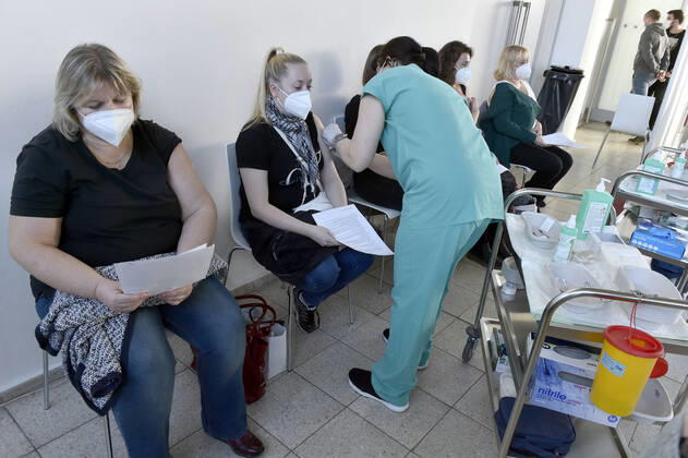 The Vaccination centre at the Brno Exhibition Grounds starts vaccinate the Svazna School teachers with Comirnaty vaccine from Pfizer BioNTech, on Tuesday, March 2nd, 2021. (CTKxPhoto VaclavxSalek) CTKPhotoP202103020836901 sal 01
