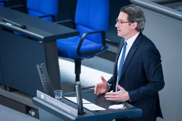 Berlin, Plenarsitzung im Bundestag Andreas Scheuer (Bundesminister für Verkehr und digitale Infrastruktur, CSU) während der Sitzung des Deutschen Bundestags am 05.03.2021. Berlin Bundestag Berlin Deutschland
