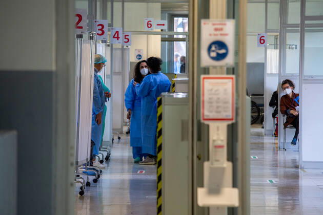 Milan, anticovid vaccinations at the military hospital of Baggio Editorial Usage Only  Copyright: xMassimoxAlbericox xIPAx