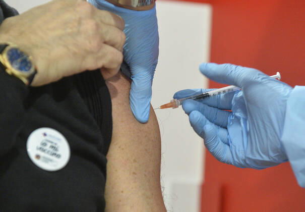 Inauguration of the new anti Covid vaccine center - 19 at Termini station in the photo vaccination with the AstraZeneca vaccine of health personnel Editorial Usage Only  Copyright: xSTEFANOxCAROFEIx xIPAx