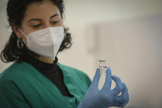 Inauguration of the new anti Covid vaccine center - 19 at Termini station in the photo vaccination with the AstraZeneca vaccine of health personnel Editorial Usage Only  Copyright: xSTEFANOxCAROFEIx xIPAx