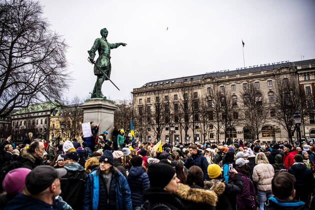 Hundreds of people had gathered in central Stockholm to protest against the coronavirus restrictions set by the Swedish government Saturday 6 March 2020 Six police officers we  Copyright: xBYRMOxCAROLINA Aftonbladetx Anti-covid freedom march Stockholm